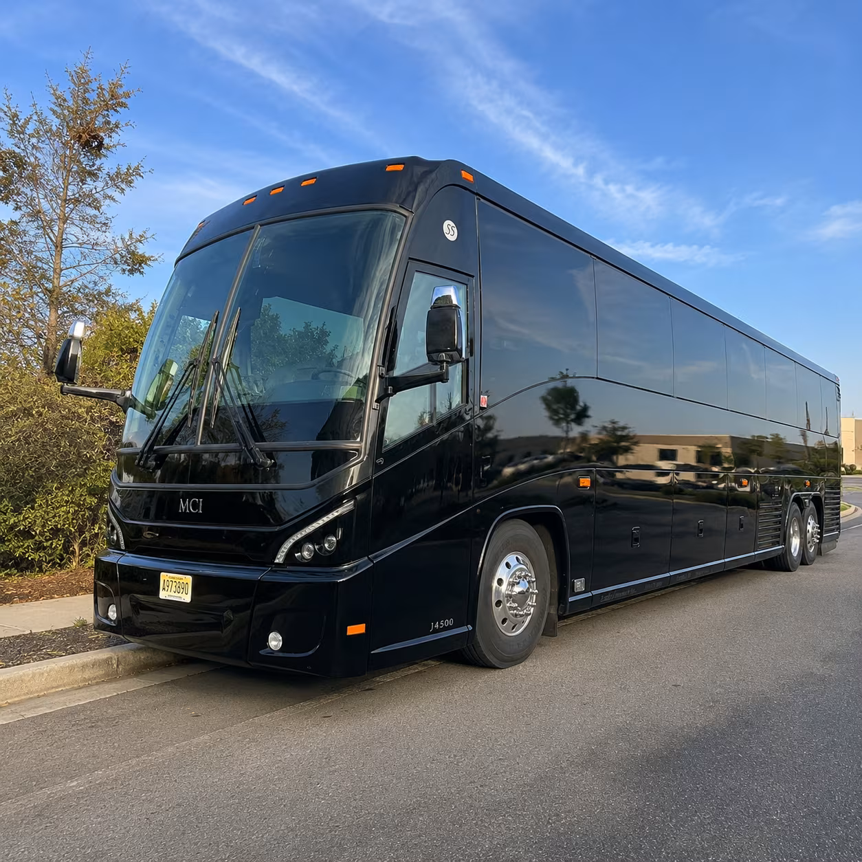salinas charter bus services exterior