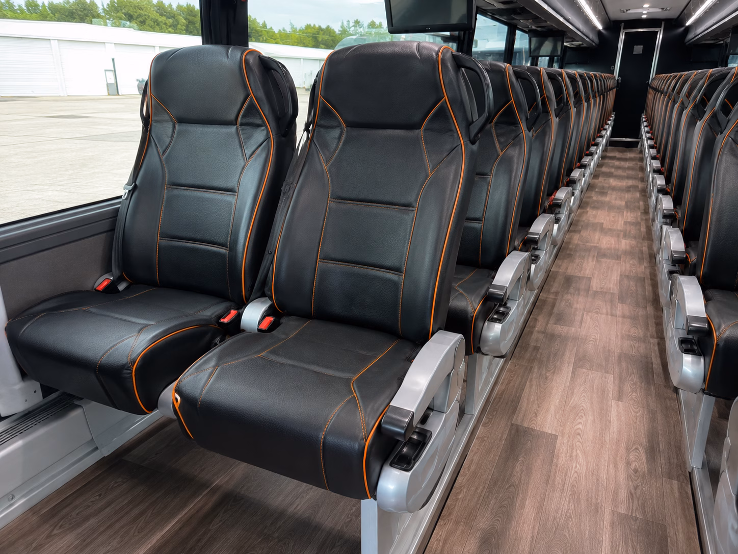 salinas parking shuttle and park and ride bus rentals